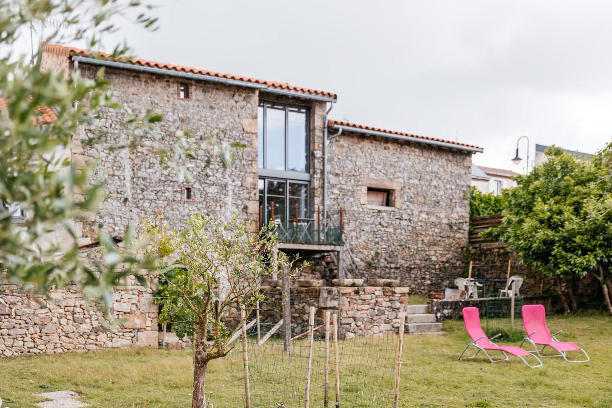 Le Logis Du Prieure Villa Les Chatelliers-Chateaumur Exterior photo